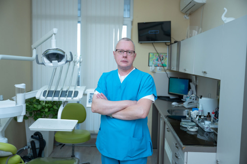 д-р Бранимир Тънков