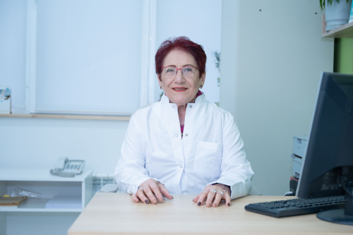 д-р Искра Пеева